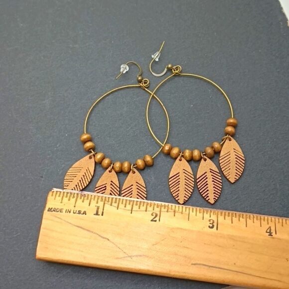 BRONZE boho wire hoop earrings beaded leaf dangle dream catcher - Picture 4 of 4
